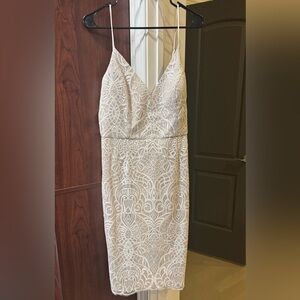 LIKE NEW Vince Camuto lace dress